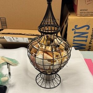 Black Wire Shell Holder Home Accent